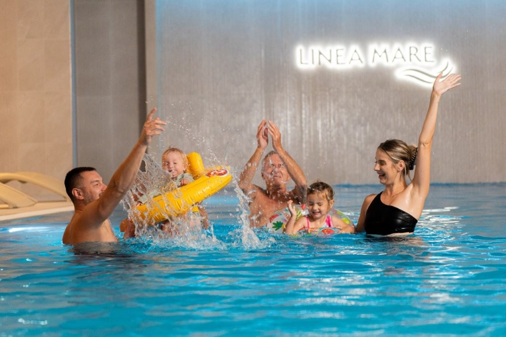 Басен Linea Mare