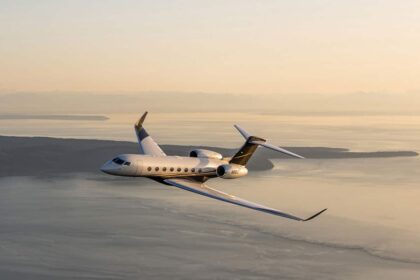 Flexjet и загонетка 800 милиона долара финансирање чињенице и митови