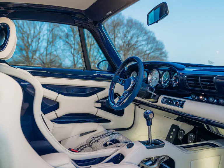 Јединствено Porsche8