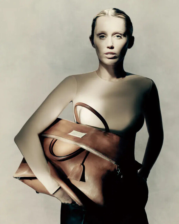 Maison Margiela I Miley Cyrus2
