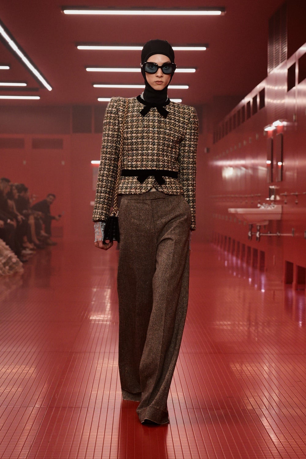 Најновија ревија Valentino Играње са интимношћу1