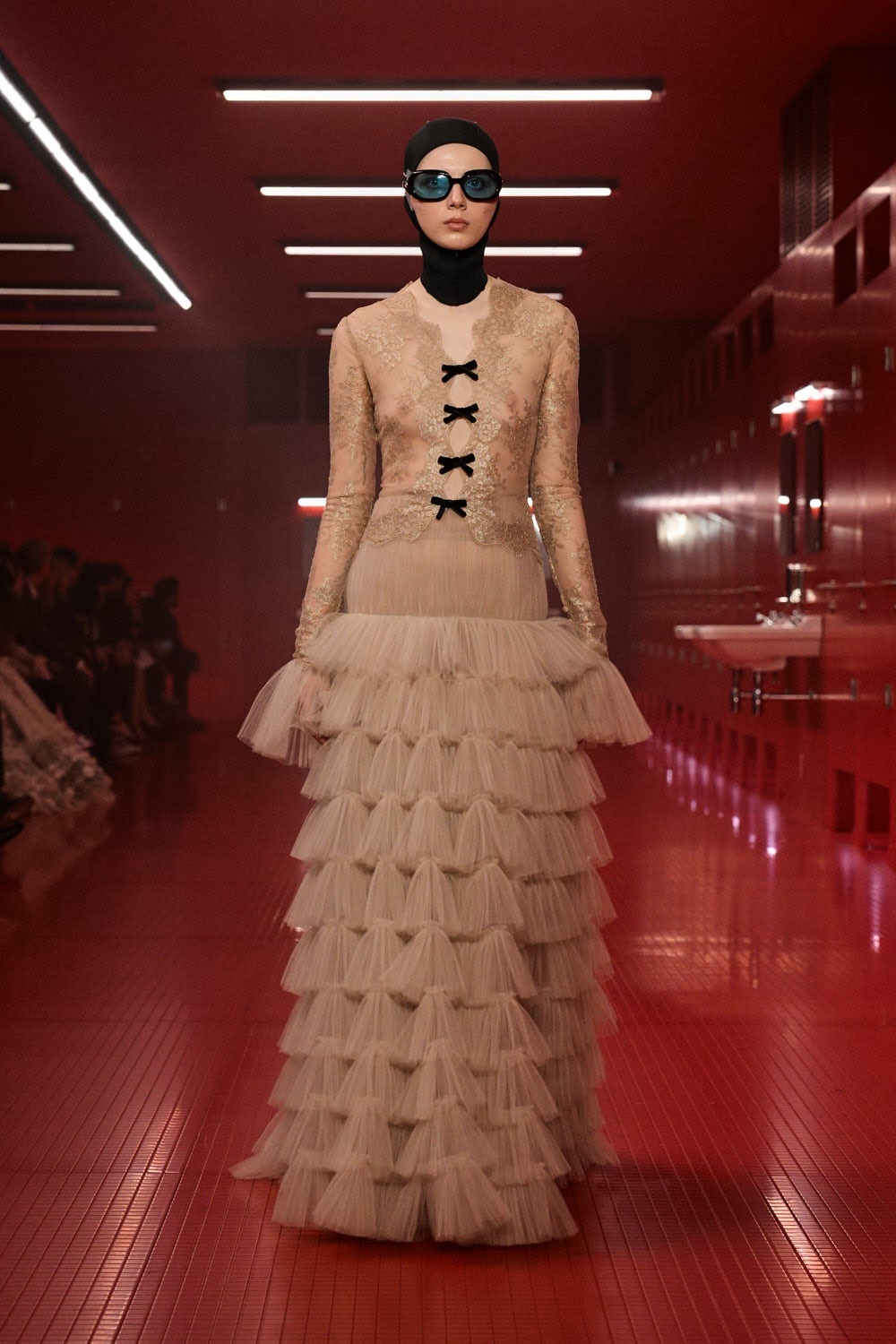 Најновија ревија Valentino Играње са интимношћу