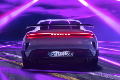 Porsche А Кризa Луксуза2