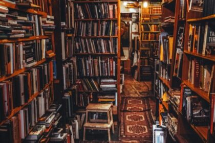 Saint Laurent Babylone најстилизованија књижара