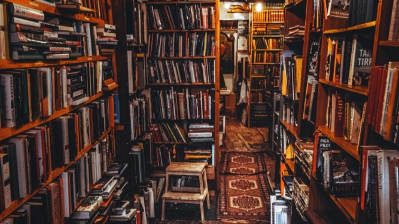 Saint Laurent Babylone најстилизованија књижара