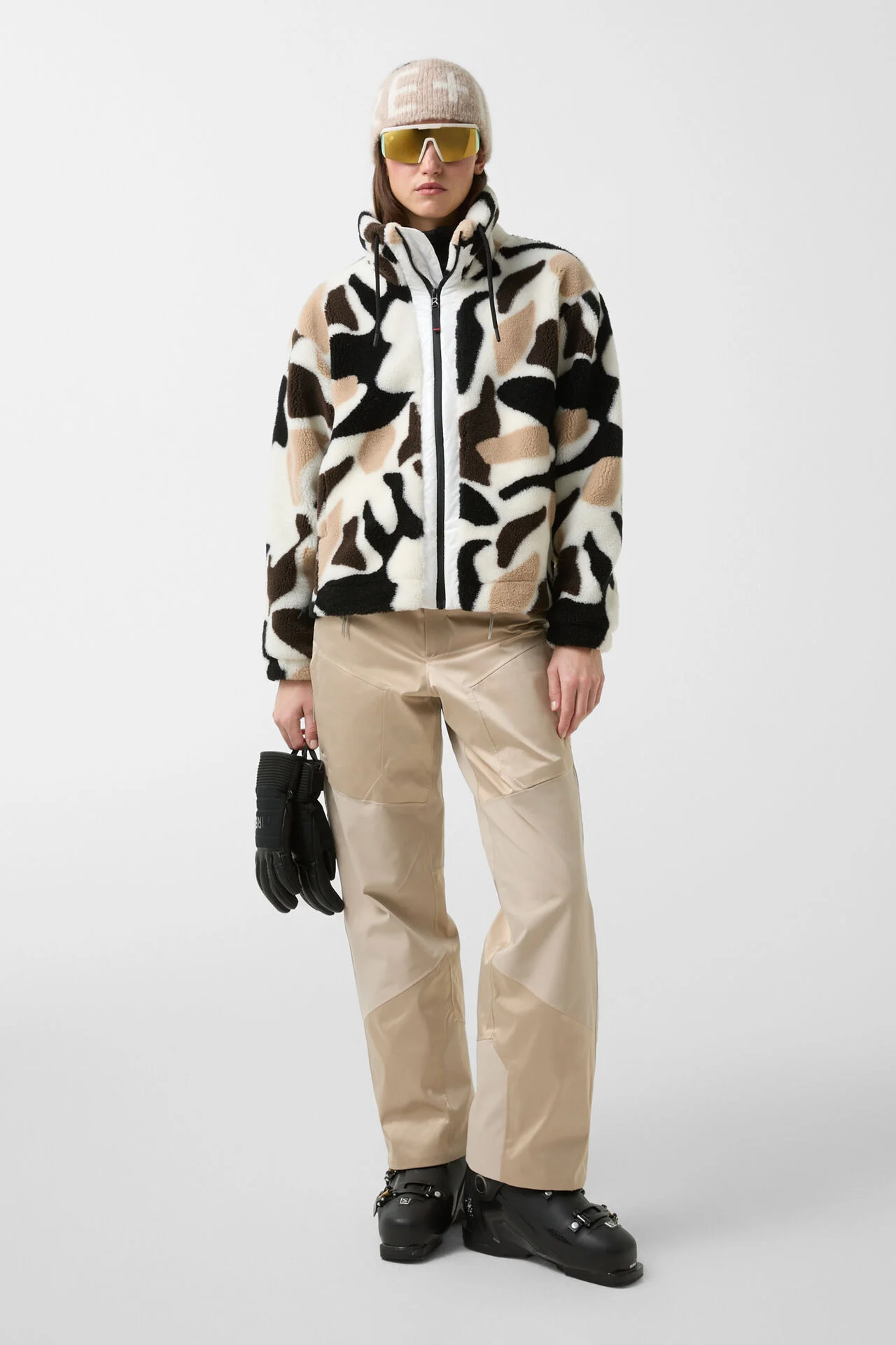 Шта је компанија Bogner Fire+ice