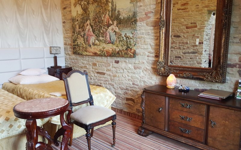 Супериор соба у шталама Платера Manor House Spa