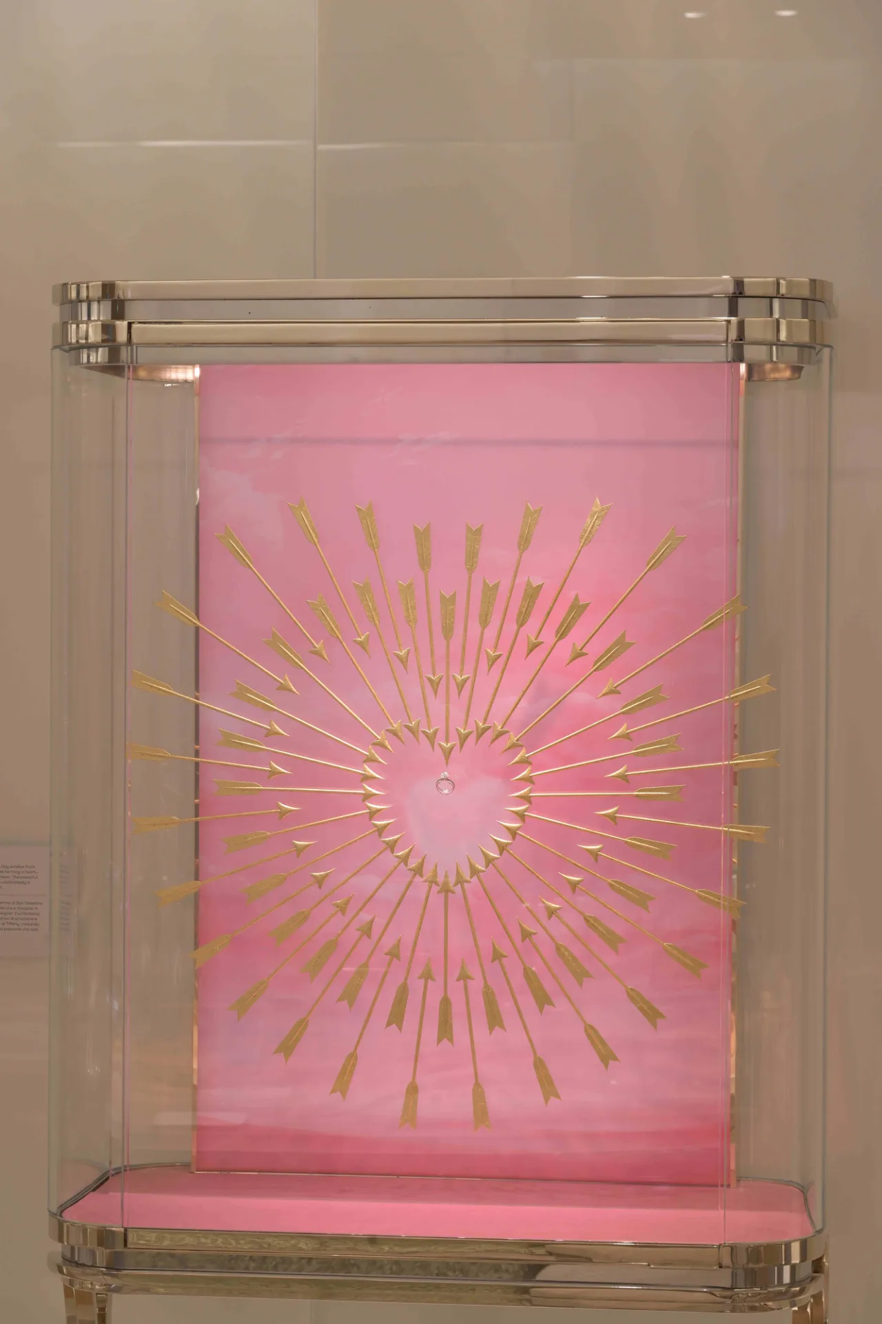 Тифани бути&kappa; у Милану