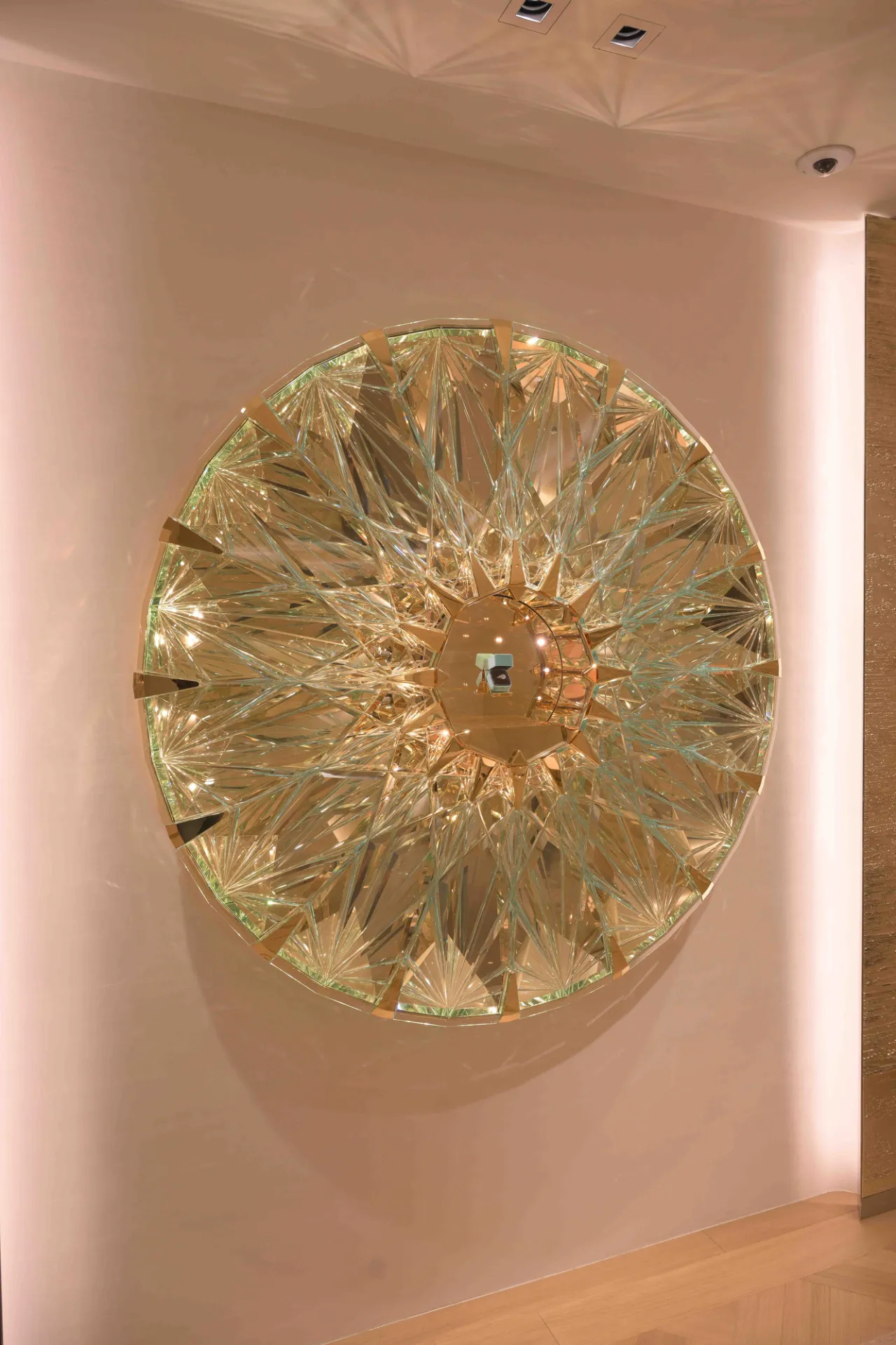 Тифани бути&kappa; у Милану