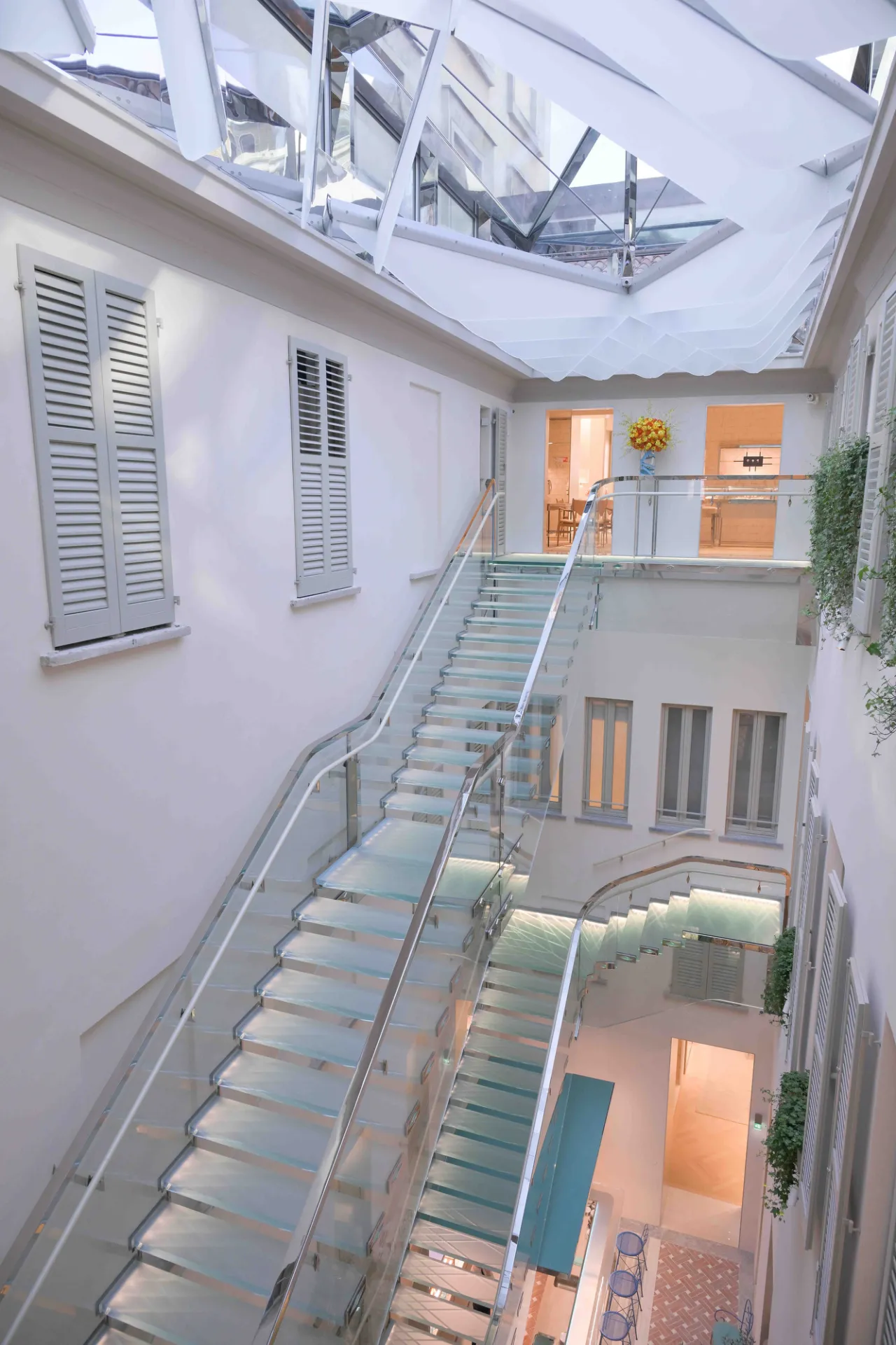 Тифани бути&kappa; у Милану