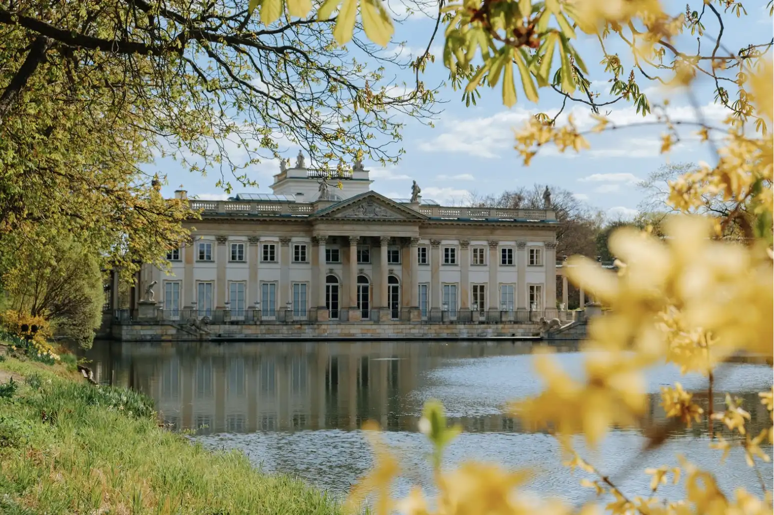 Варшава Мокотов Лаженки Крулевске Голд Пеарл Реал Естате