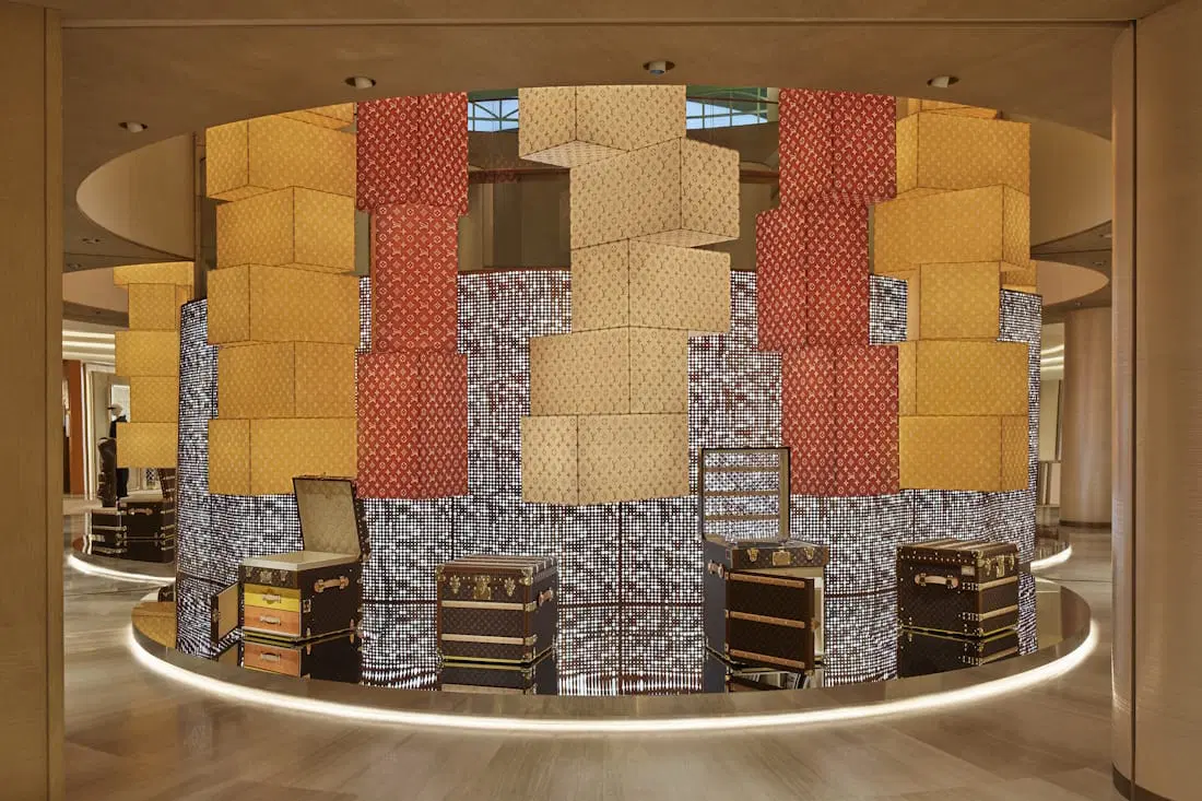 Louis Vuitton у Сеулу4