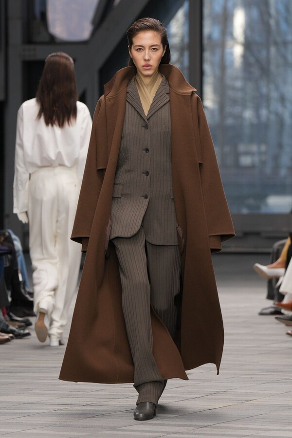 Calvin Klein Између мита и садашњости5